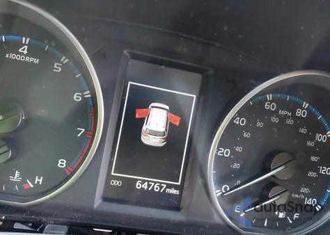 2018 Toyota Rav4 Xle z USA, uszkodzony, nr VIN JTMWFREV8JJ157496